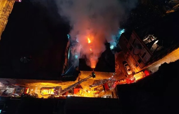 Karaköy deki kilise yangınında hayatını kaybedenlerin kimlikleri belli oldu