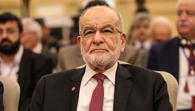 Karamollaoğlu'ndan dikkat çeken Ayasofya çıkışı: 'Turistlere açılabilir'