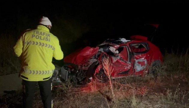 Kars'ta feci kaza: 4 ölü!