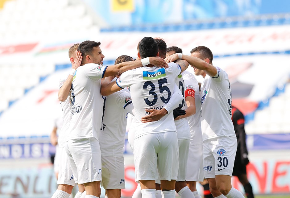 İstanbul derbisinde gol düellosu