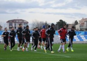 Kasımpaşa İstanbul Başakşehir maçına hazır!