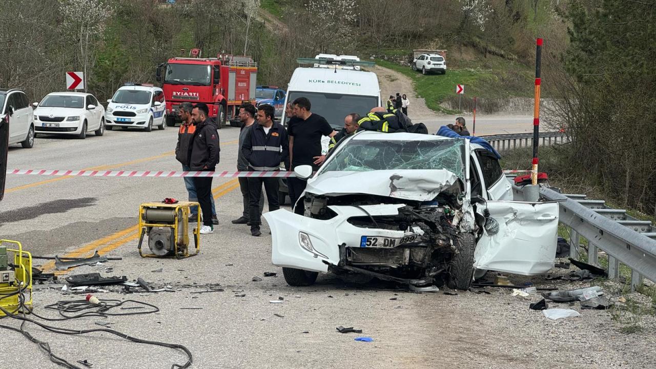 Kastamonu da trafik kazasında 3 kişi öldü, 4 kişi yaralandı