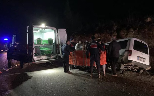 Gaziantep te feci kaza: Ölü ve yaralılar var