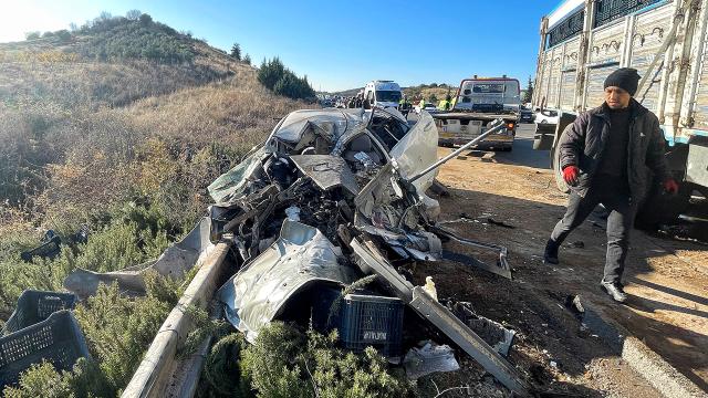 Mersin’de korkunç kaza: 2 ölü