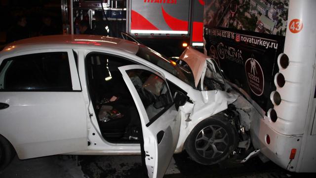 Antalya daki trafik kazasında 1 kişi hayatını kaybetti