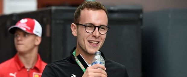 Formula 2 sürücüsü kazada öldü