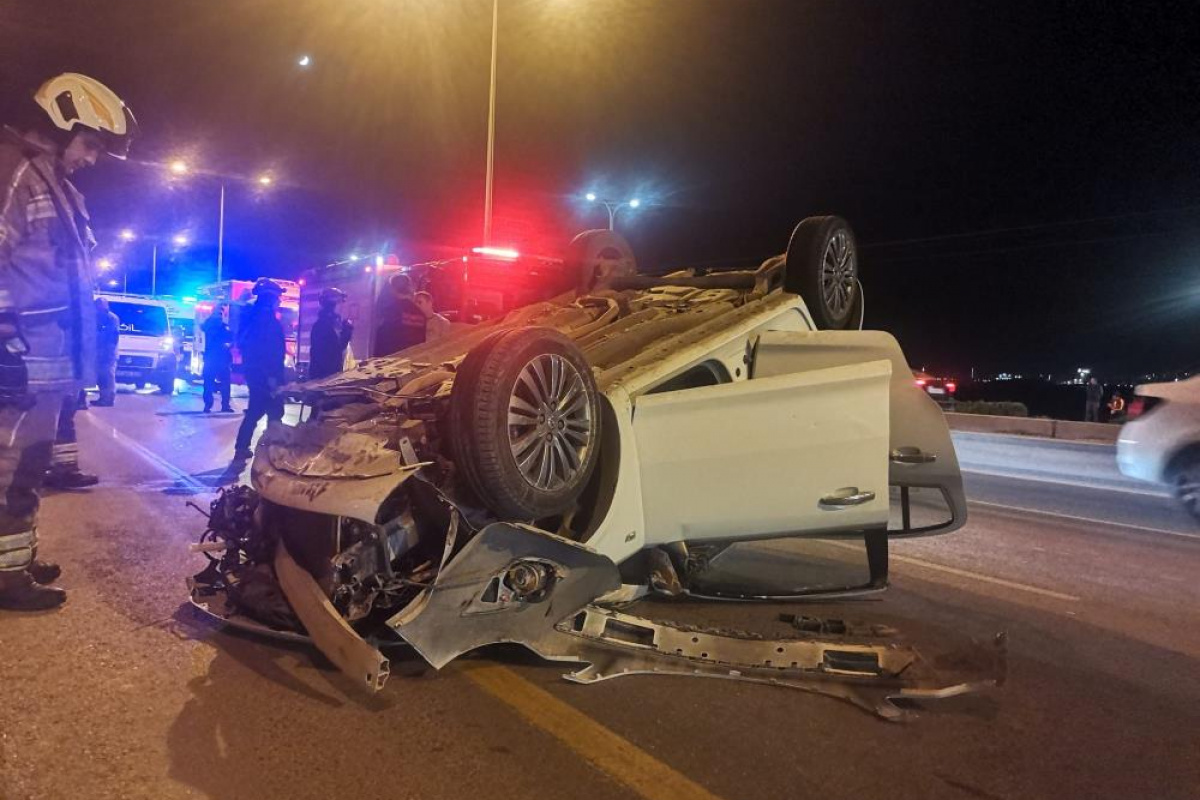 İzmir de feci kaza:4 yaralı
