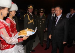 İsmet Yılmaz Kırgızistan da!