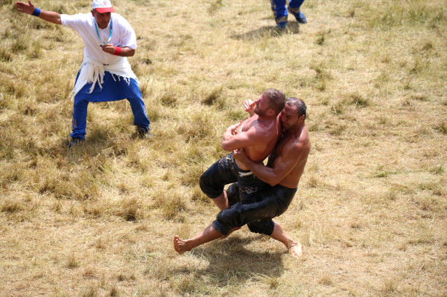 Kırkpınar da son şampiyonun gözyaşları