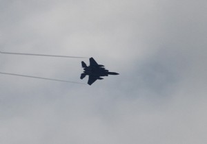 İsrail den Gazze ye hava saldırısı