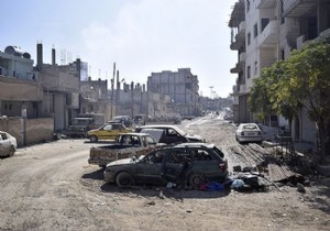 Kobani deki kamu binaları kullanılamaz halde!
