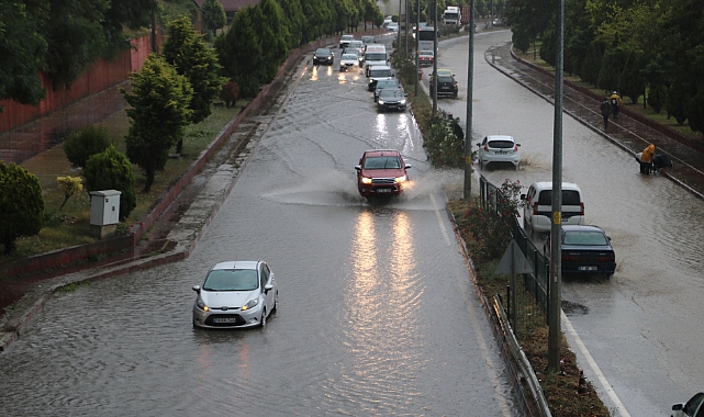 Kocaeli ve Zonguldak ı sel böyle vurdu!