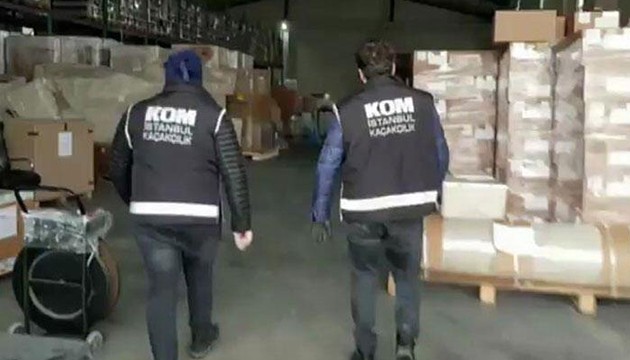 İstanbul'da kaçak tütün operasyonu! Tonlarca...