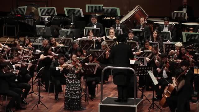 Türkiye den  Kim  geçti