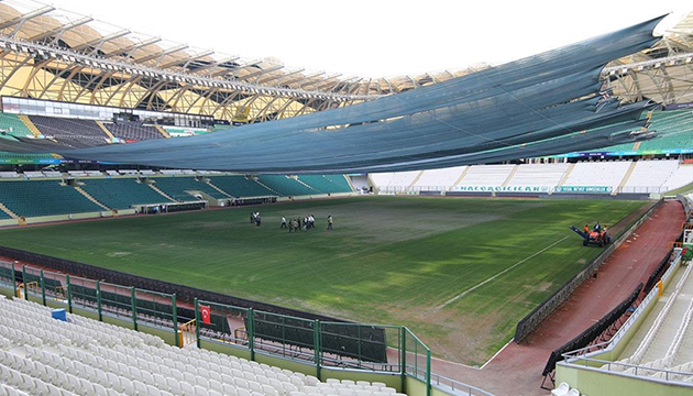 Konya Stadı nın zemini yenileniyor!