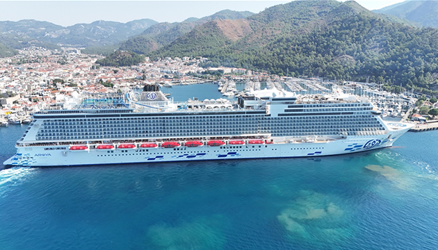 1750 yolcu Marmaris e geldi