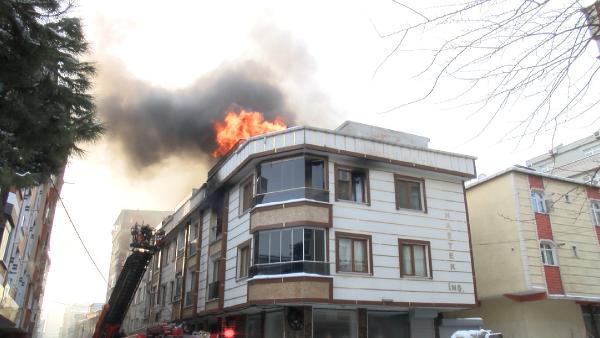 Küçükçekmece de yanan binadaki 5 kişi dumandan etkilendi