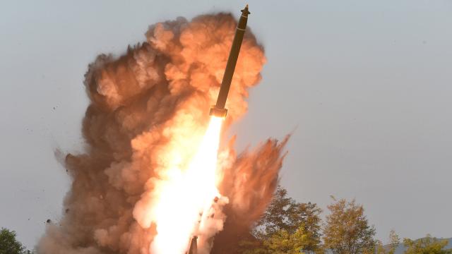 Kuzey Kore’nin füzeleri panik yarattı!
