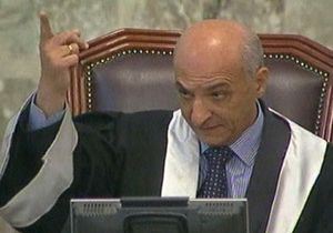 Saddam ı Asmanın Mükafatını Aldı
