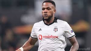 Beşiktaş tan Larin kararı