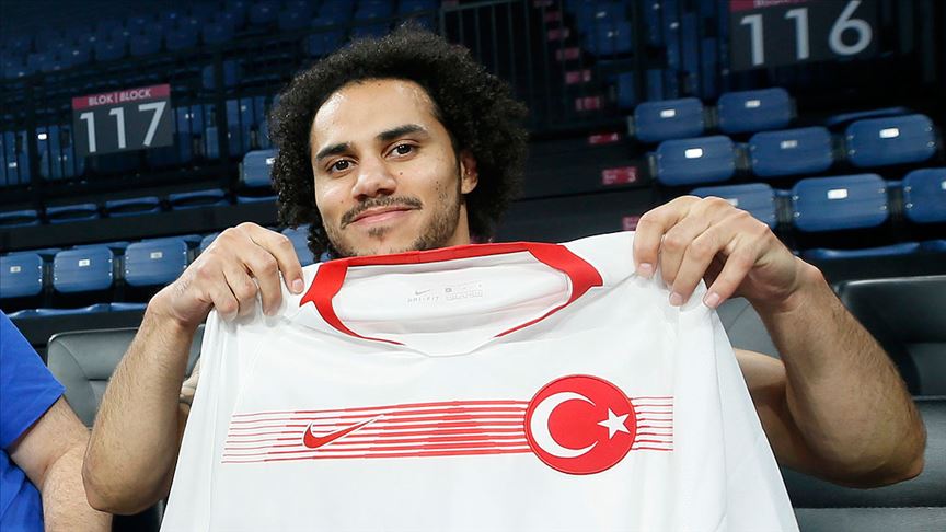 Shane Larkin Türkiye forması giymek istiyor