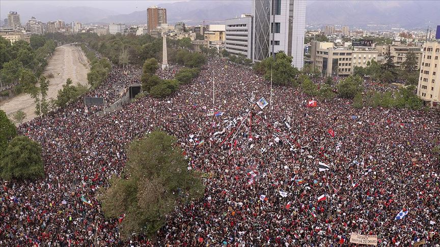 Latin Amerika da sular durulmuyor