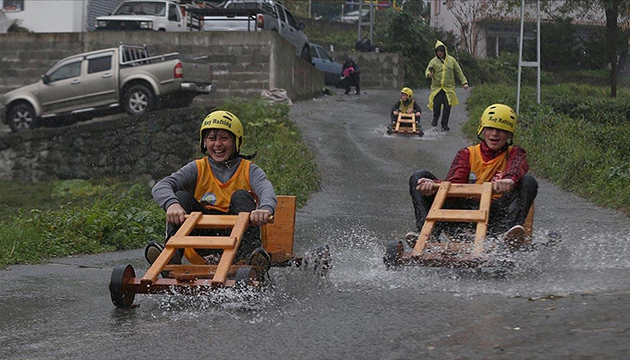 Yağmura rağmen  Laz Rallisi  gerçekleştirildi