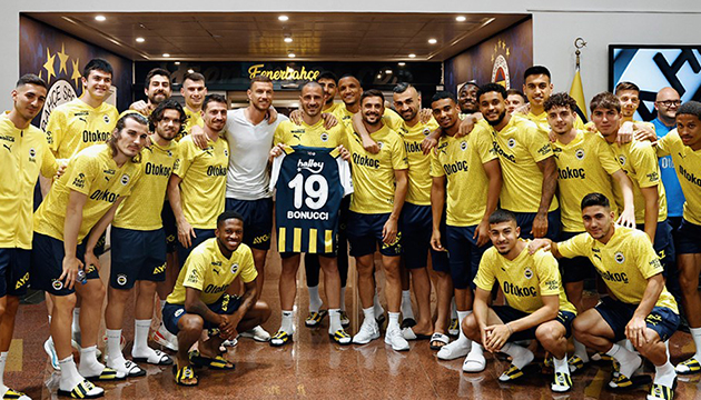 Bonucci Fenerbahçe de jübile yapıyor