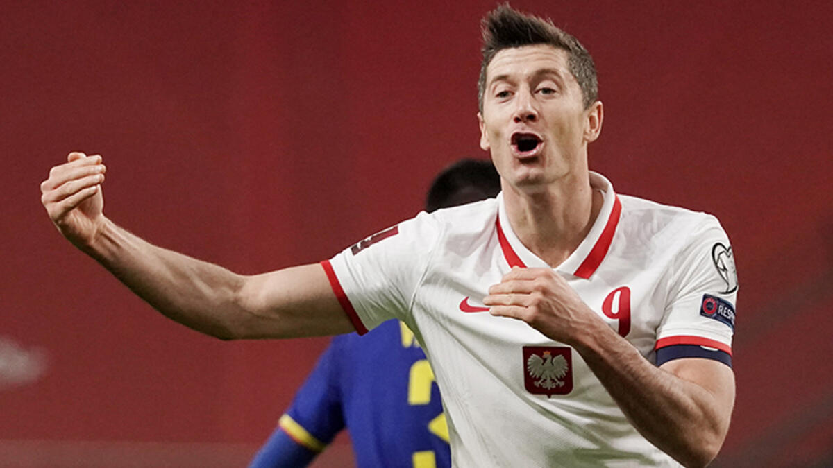 Polonya da şok! Lewandowski dev maçta yok