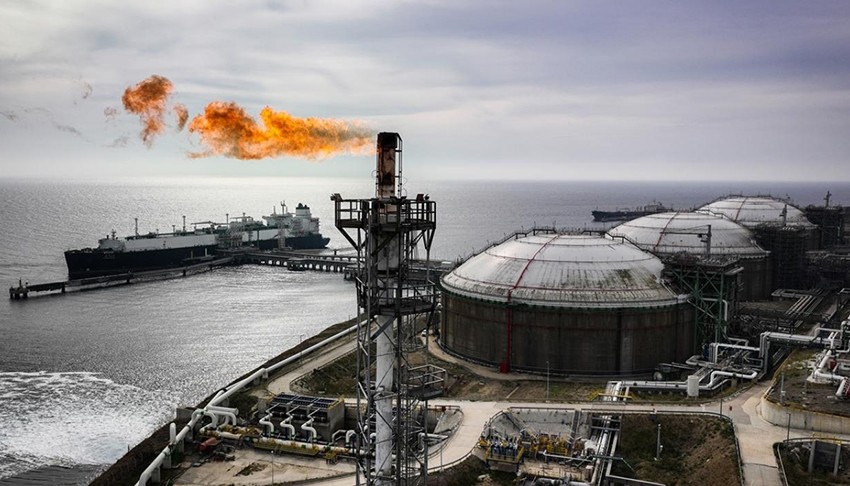Çin LNG'de liderliğe oynuyor