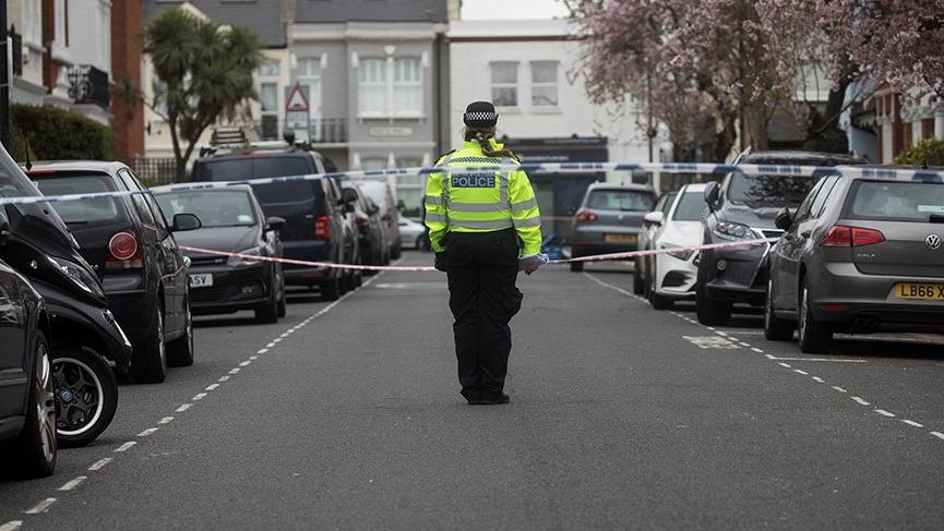 Londra da bıçaklı terör saldırısı!