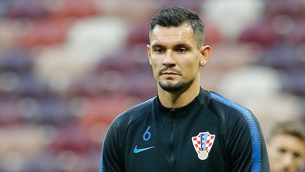 UEFA dan Lovren e hakaret cezası