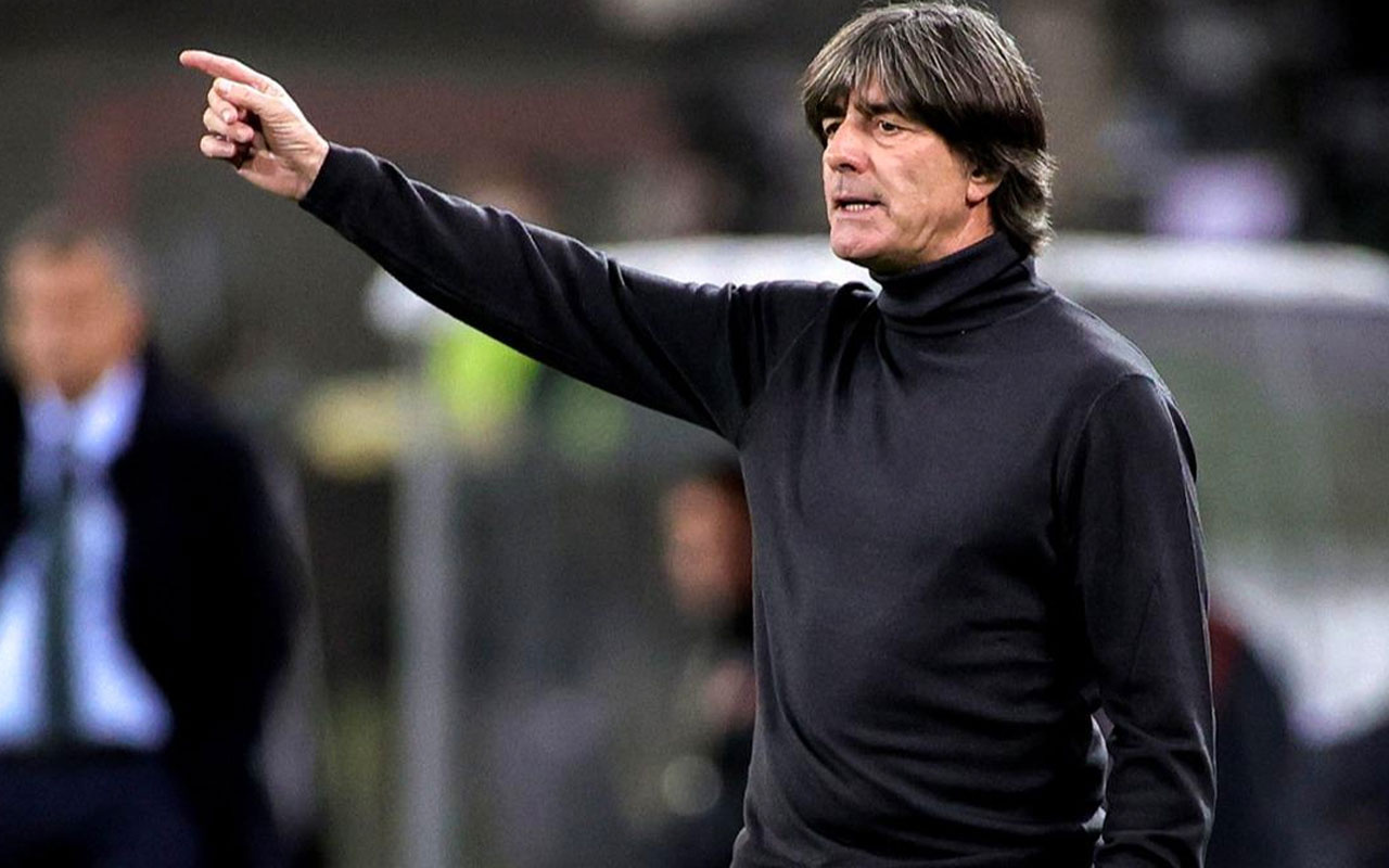 Löw açıkladı! Hangi takıma gidiyor?