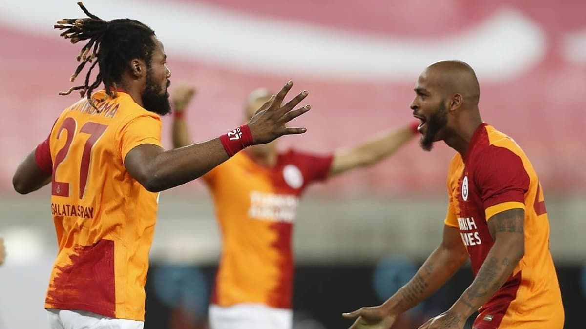 Galatasaray da stoper krizi