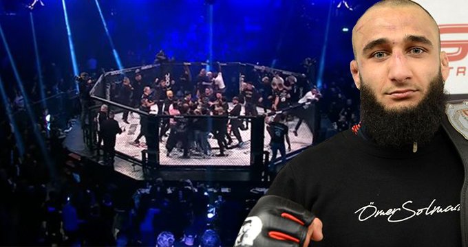 Türk boksörün ünvan maçında ortalık karıştı