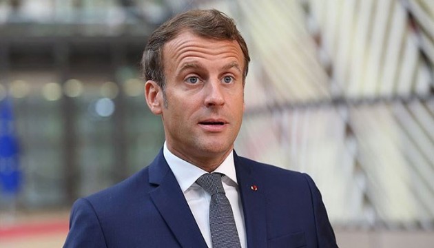 Macron un seçim mitingi alay konusu oldu