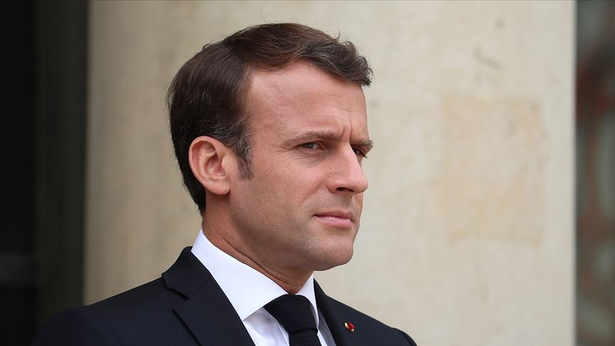 Macron a istifa çağrısı!