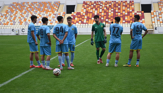 Malatya da oyuncu yetersizliği!