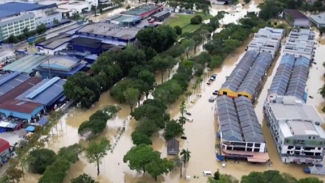 Malezya da sel felaketi: 14 ölü