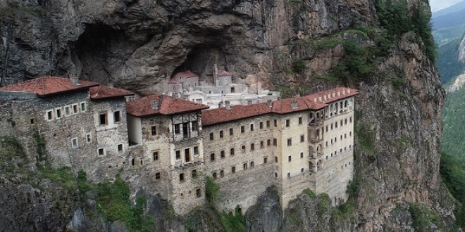 Sümela Manastırı nın ilk bölümü ziyarete açılıyor