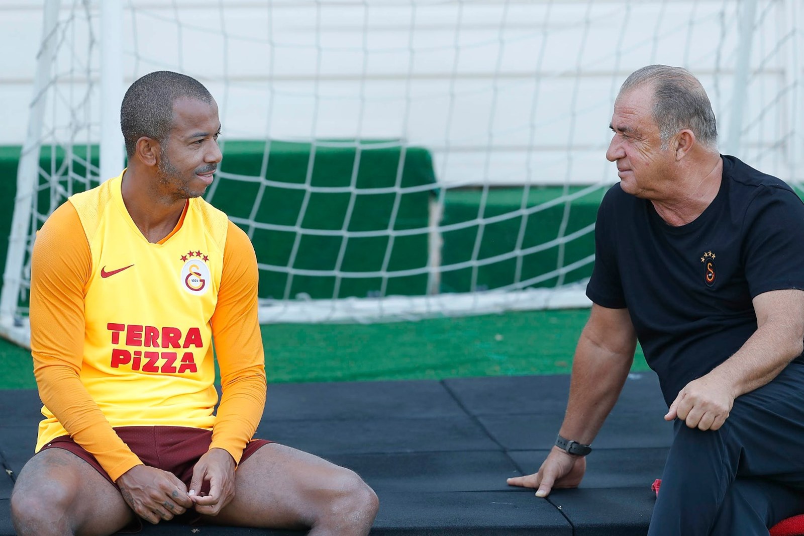 Mariano dan Galatasaray a veda