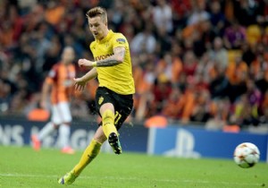Ünlü futbolcuya 540 bin avro trafik cezası kesildi!