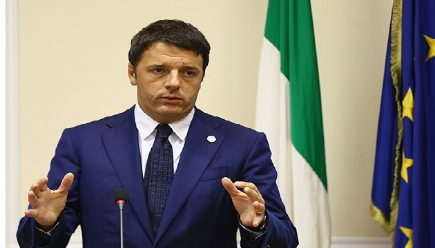 Renzi, AB liderlerini fena payladı!