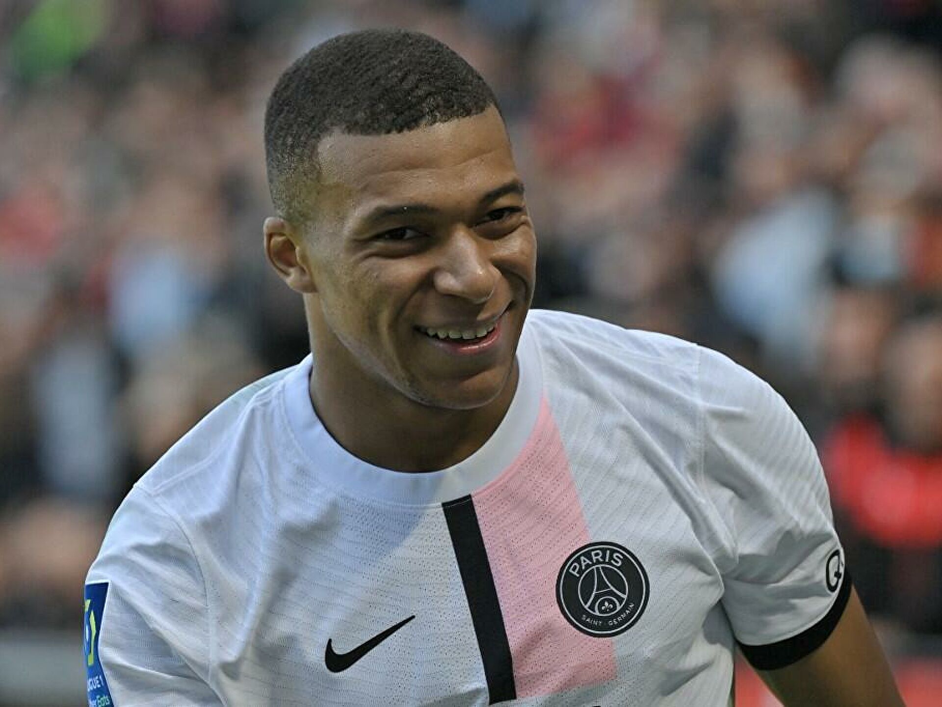 Real Madrid Mbappe yi bekliyor!