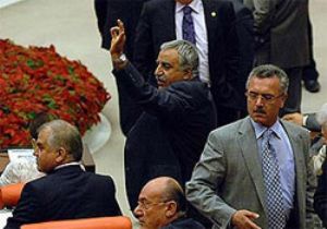 YİNE UTANDIRDILAR...