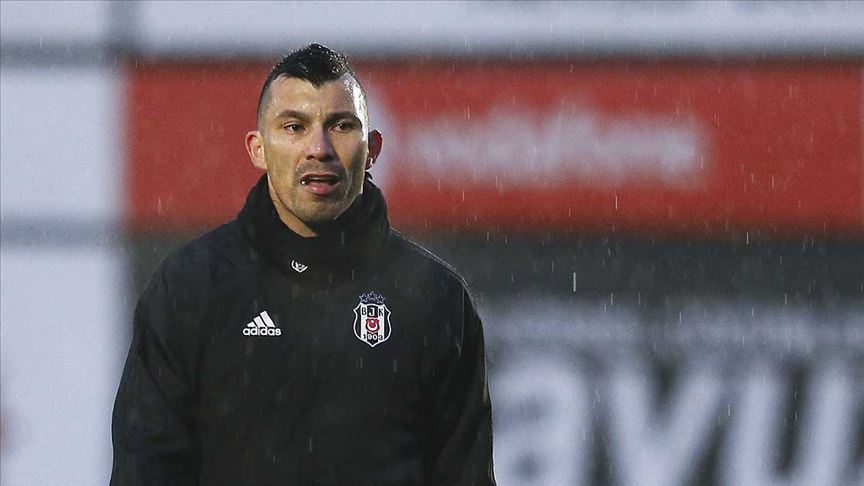 Gary Medel de işlem tamam