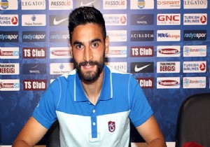 Antrenman sonrası frikikler için özel olarak çalışıyorum!