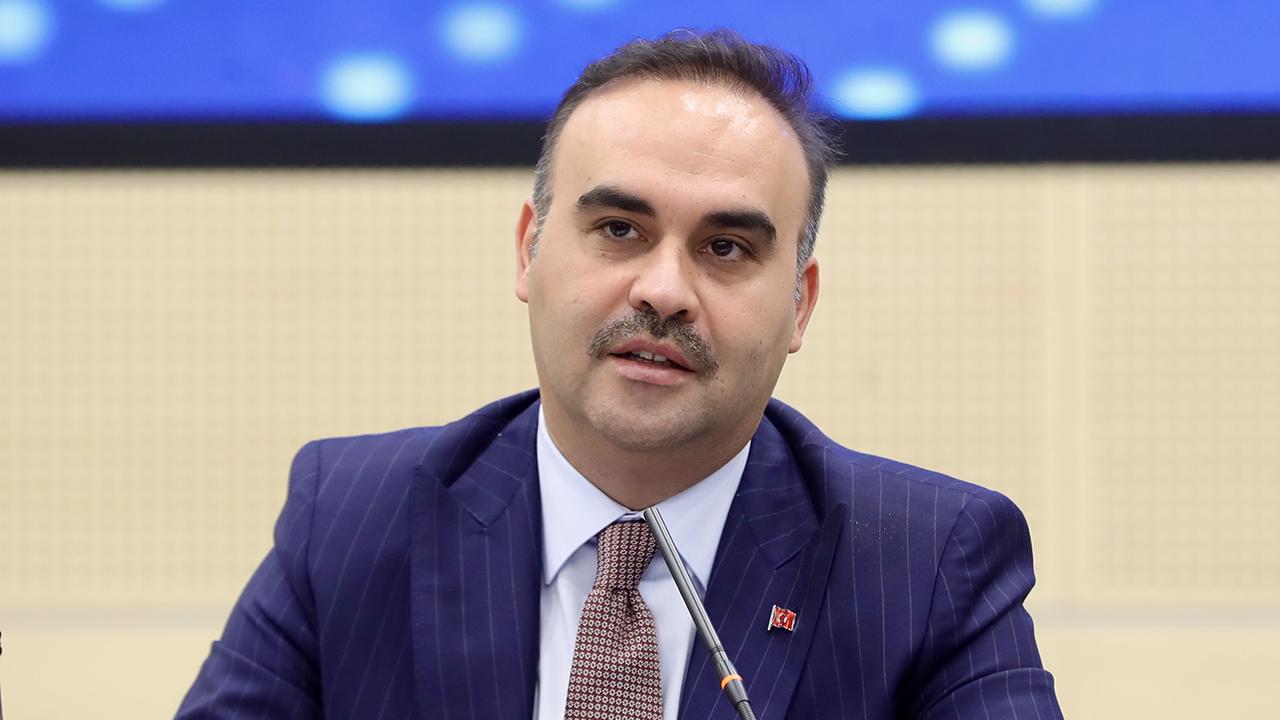  Teknolojide tekelleşme fırsat eşitliğine zarar veriyor 