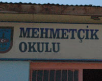 KOSOVA DAKİ MEHMETÇİK OKULU TAHRİP EDİLDİ