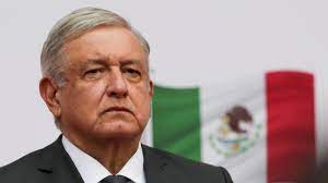 Meksika da Devlet Başkanı na şok! Salonu bastılar